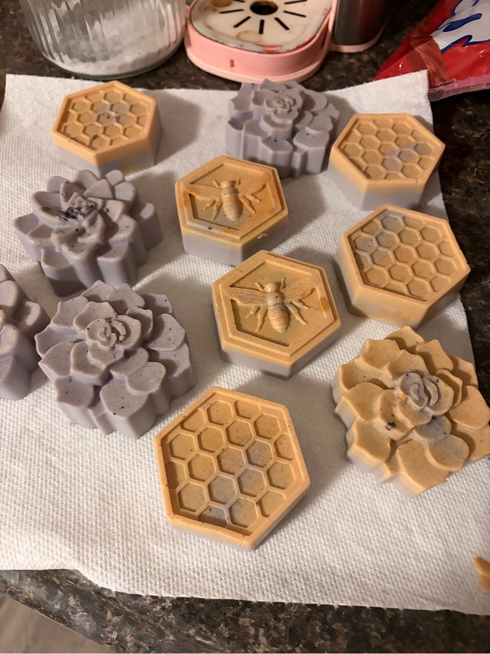 Handmad Honey lemon and coconut Scented Floral & Bee Soap Set